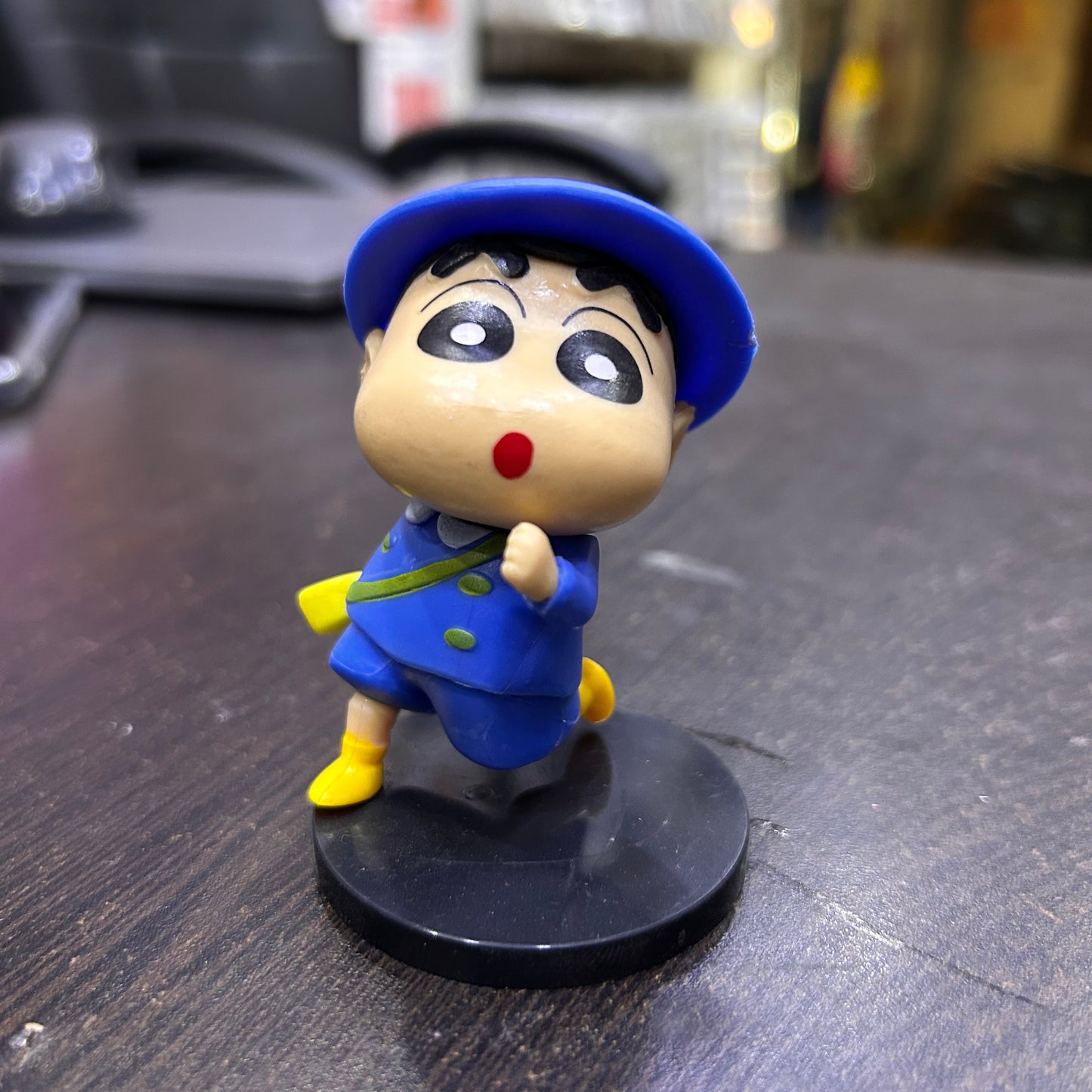 Shinchan School Figure
