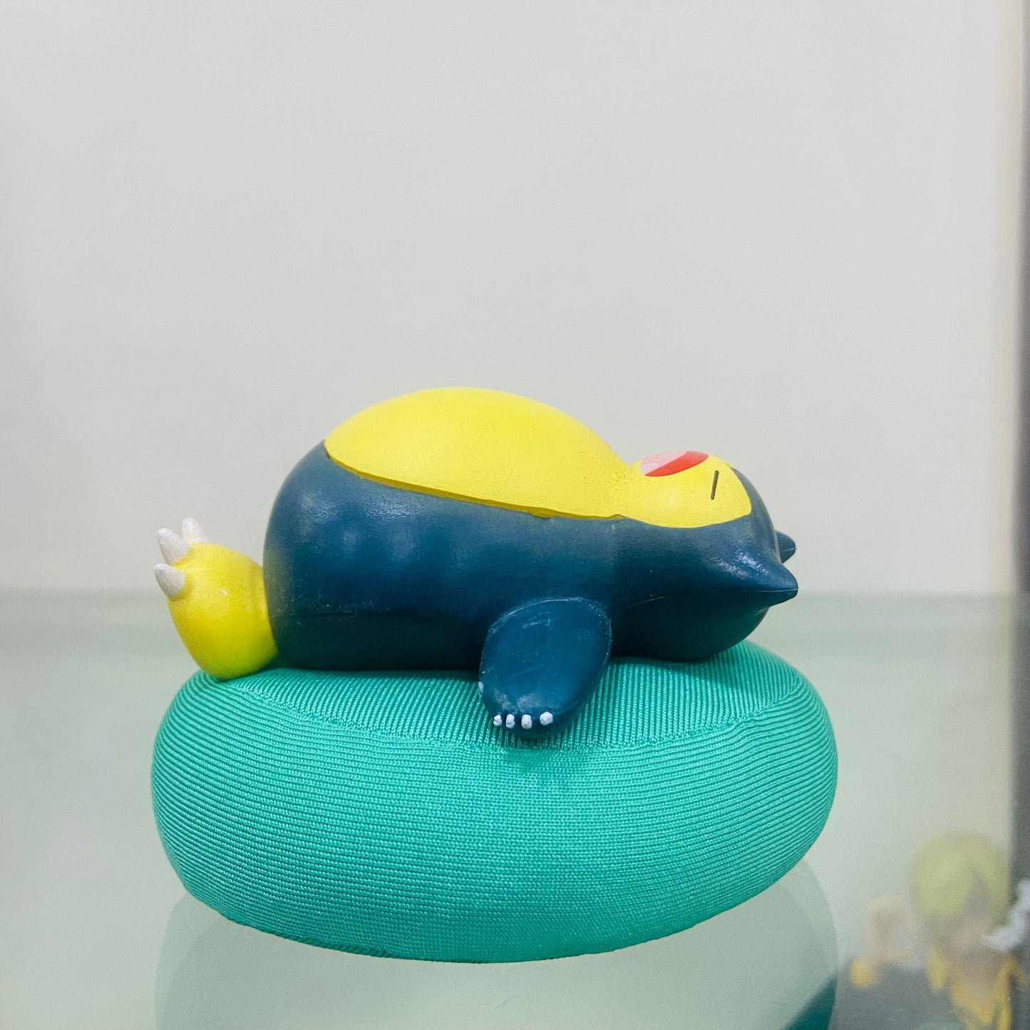 Sleeping Snorlax Action Figure