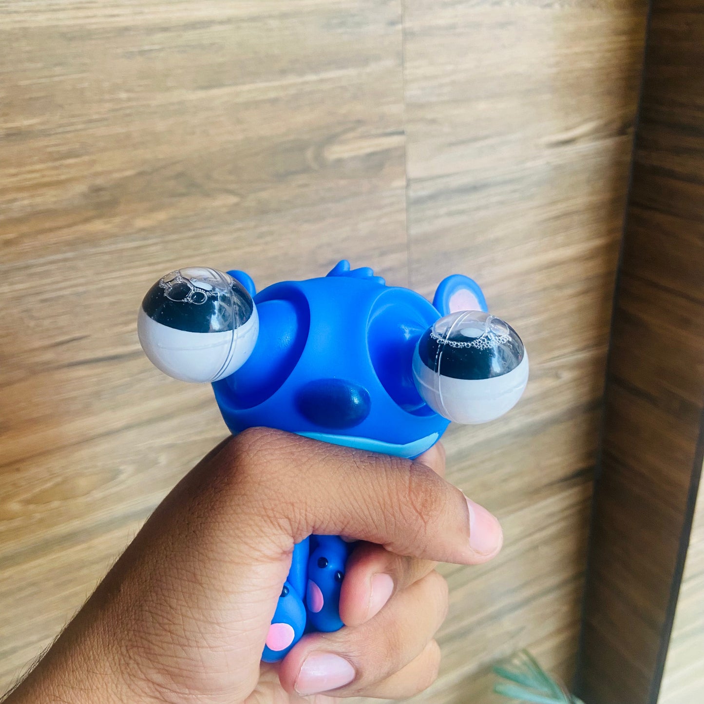 Stitch Eye Popping Toy
